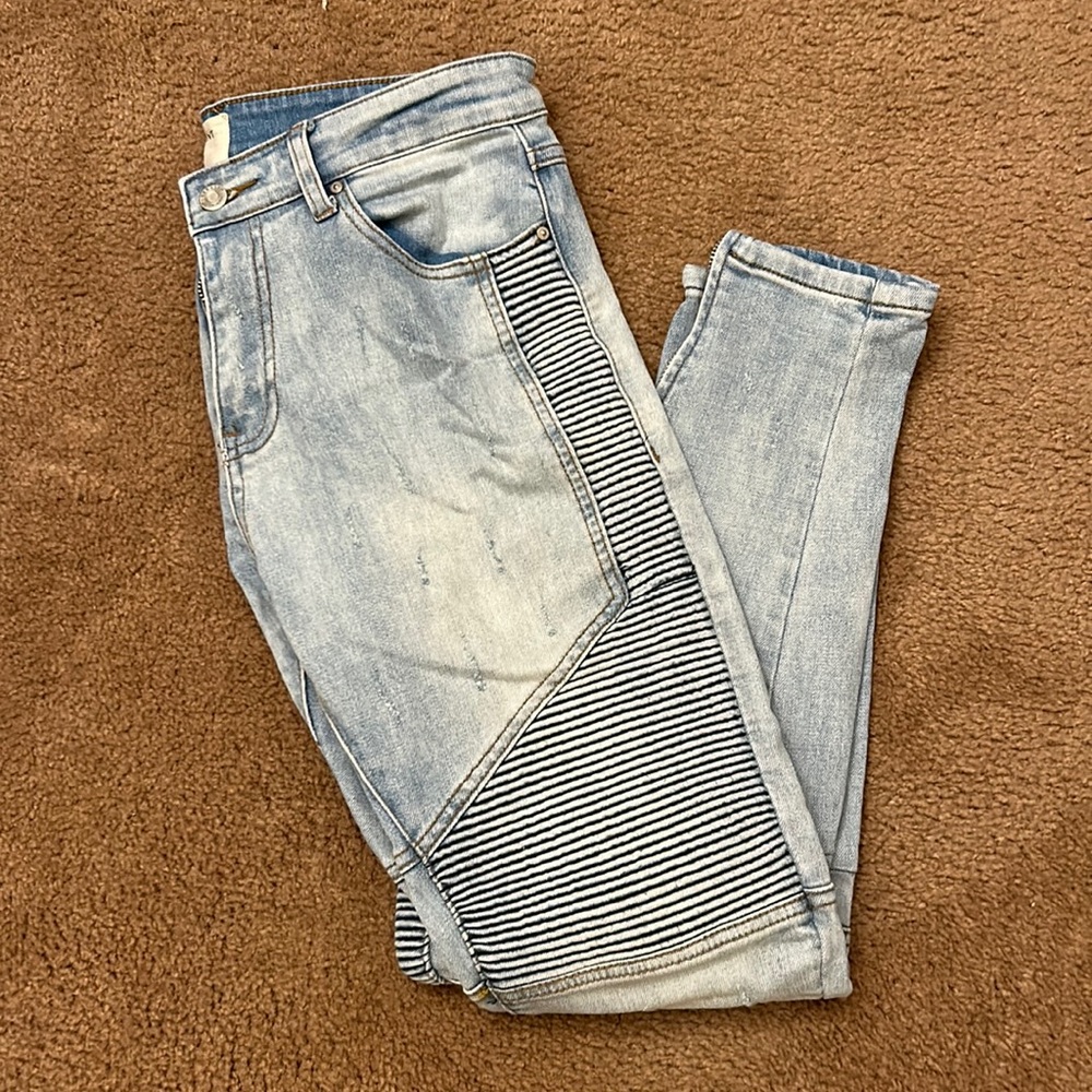 Besaint jeans